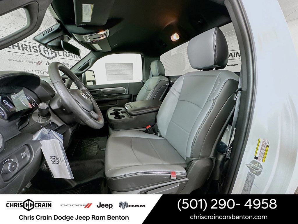 2026 RAM Ram 5500 Chassis Cab RAM 5500 TRADESMAN CHASSIS REGULAR CAB 4X4 84' CA