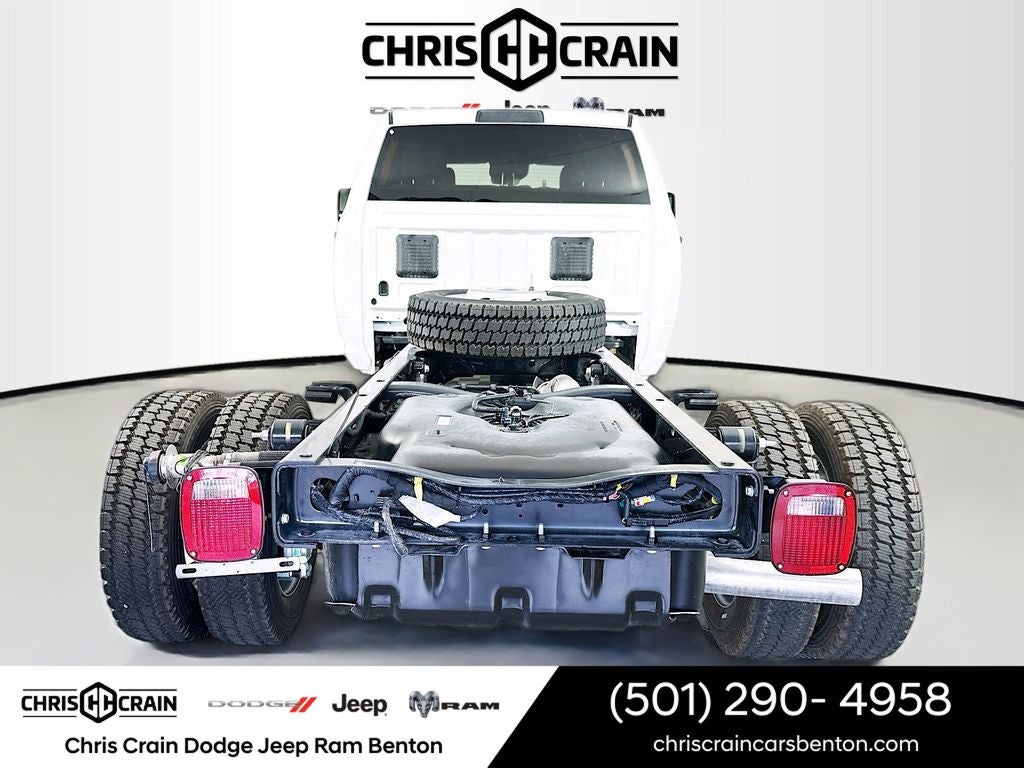 2026 RAM Ram 5500 Chassis Cab RAM 5500 TRADESMAN CHASSIS CREW CAB 4X4 84' CA