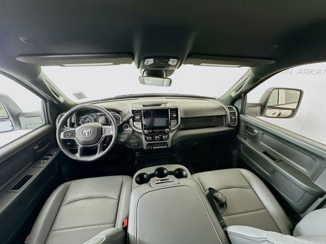 2026 RAM Ram 5500 Chassis Cab RAM 5500 TRADESMAN CHASSIS CREW CAB 4X4 84' CA