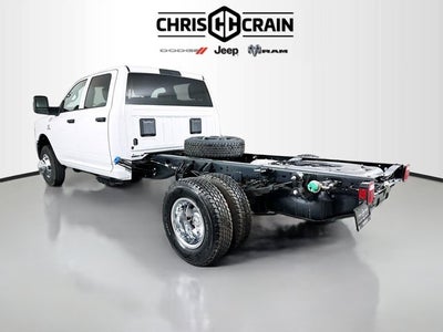 2026 RAM Ram 3500 Chassis Cab RAM 3500 TRADESMAN CREW CAB CHASSIS 4X4 60' CA
