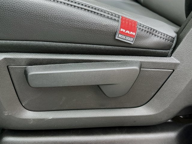 2026 RAM Ram 3500 Chassis Cab RAM 3500 TRADESMAN CREW CAB CHASSIS 4X4 60' CA