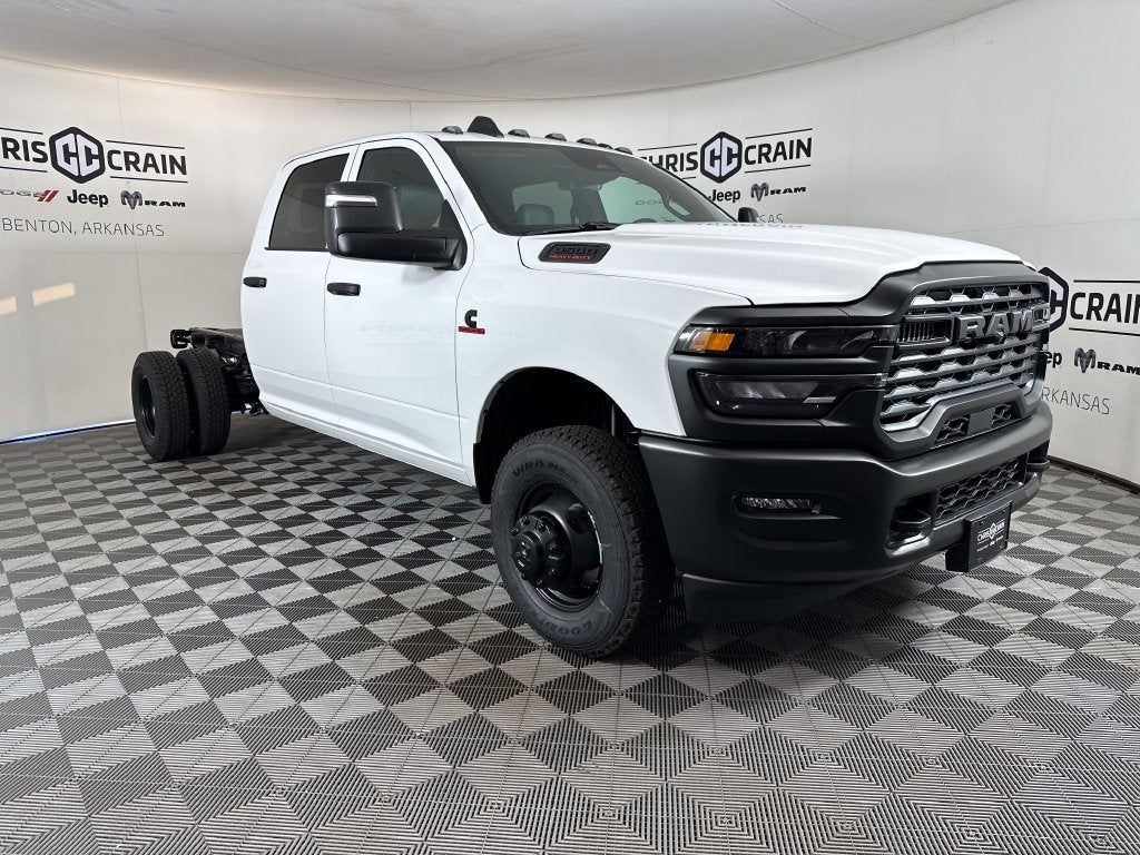 2027 RAM Ram 3500 Chassis Cab RAM 3500 TRADESMAN CREW CAB CHASSIS 4X4 60' CA