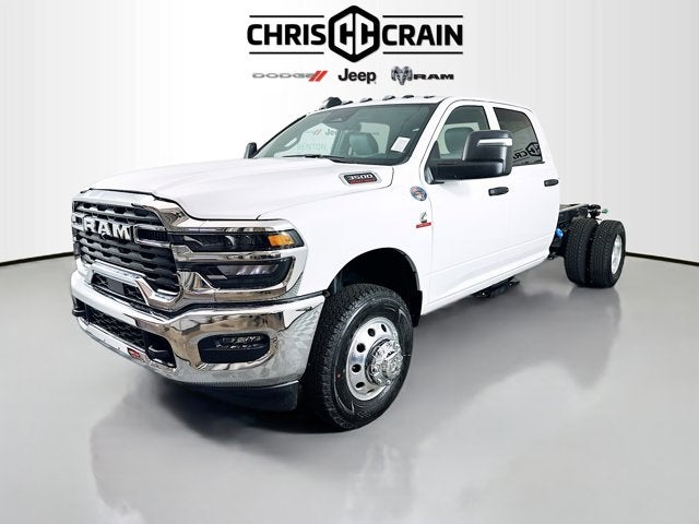 2026 RAM Ram 3500 Chassis Cab RAM 3500 TRADESMAN CREW CAB CHASSIS 4X4 60' CA