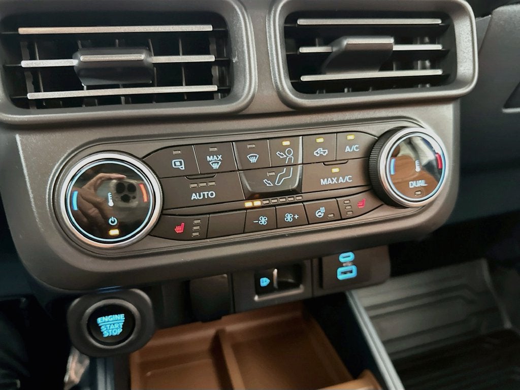 2023 Ford Maverick Lariat