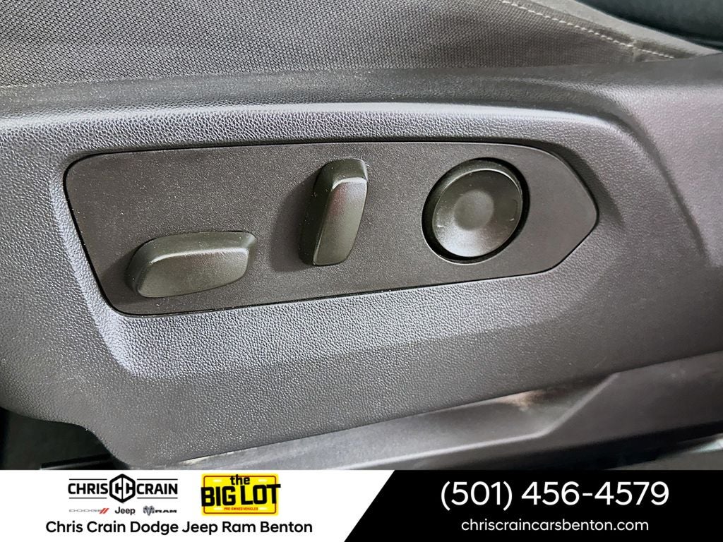 2023 Chevrolet Silverado 1500 4WD Crew Cab Standard Bed LT