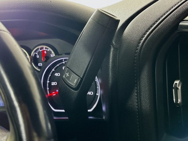 2020 Chevrolet Silverado 1500 4WD Crew Cab Short Bed LT