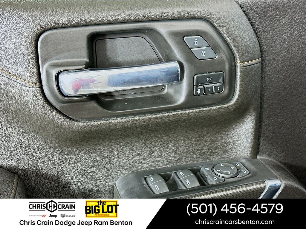 2022 GMC Sierra 1500 Limited 4WD Crew Cab Short Box AT4