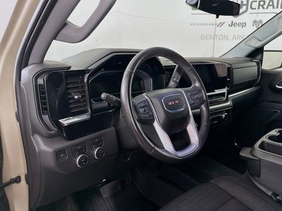 2022 GMC Sierra 1500 4WD Crew Cab Short Box Elevation