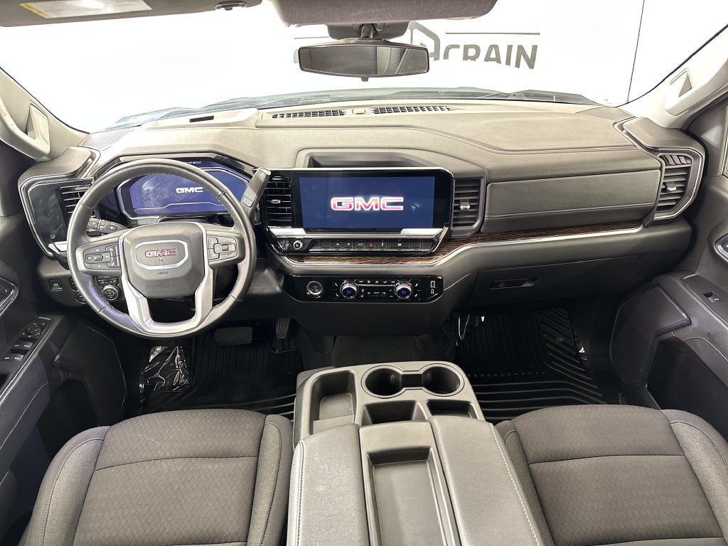 2024 GMC Sierra 1500 4WD Crew Cab Short Box Elevation with 3SB
