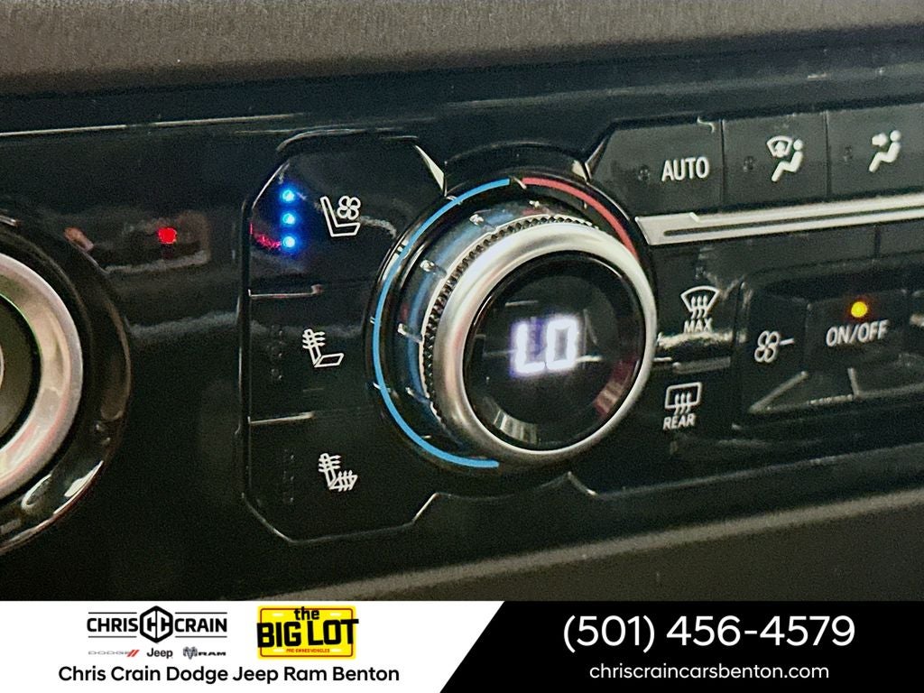 2022 GMC Sierra 1500 4WD Crew Cab Short Box SLT