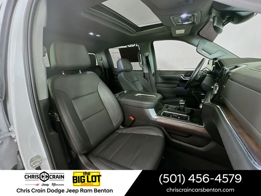 2022 GMC Sierra 1500 4WD Crew Cab Short Box SLT
