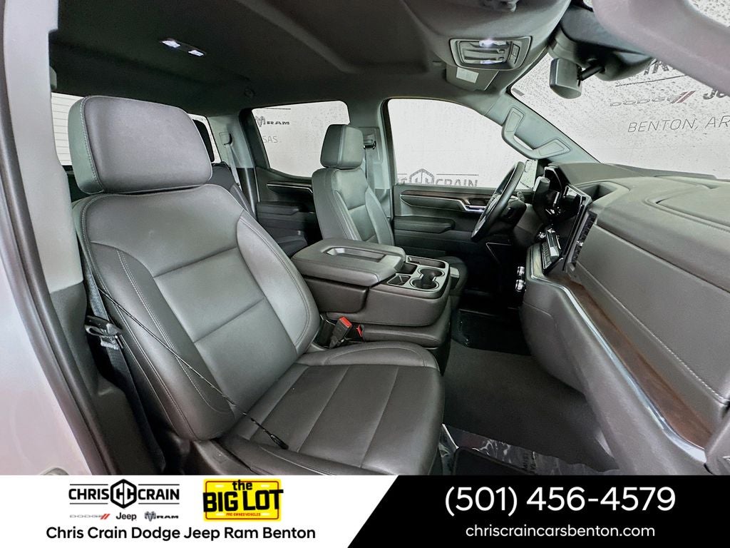 2024 GMC Sierra 1500 4WD Crew Cab Short Box SLT