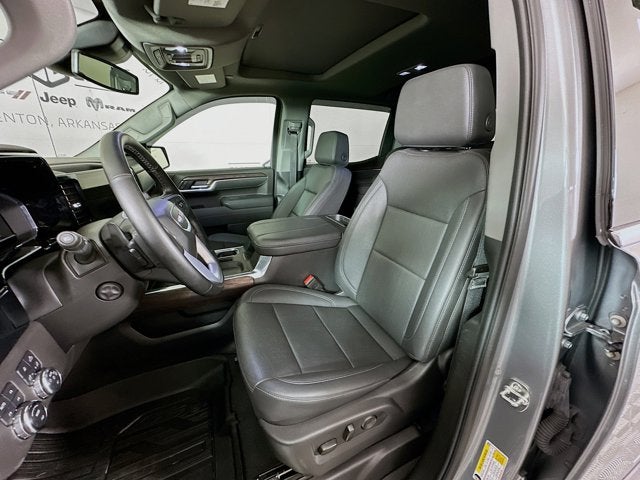 2025 GMC Sierra 1500 4WD Crew Cab Standard Box SLT