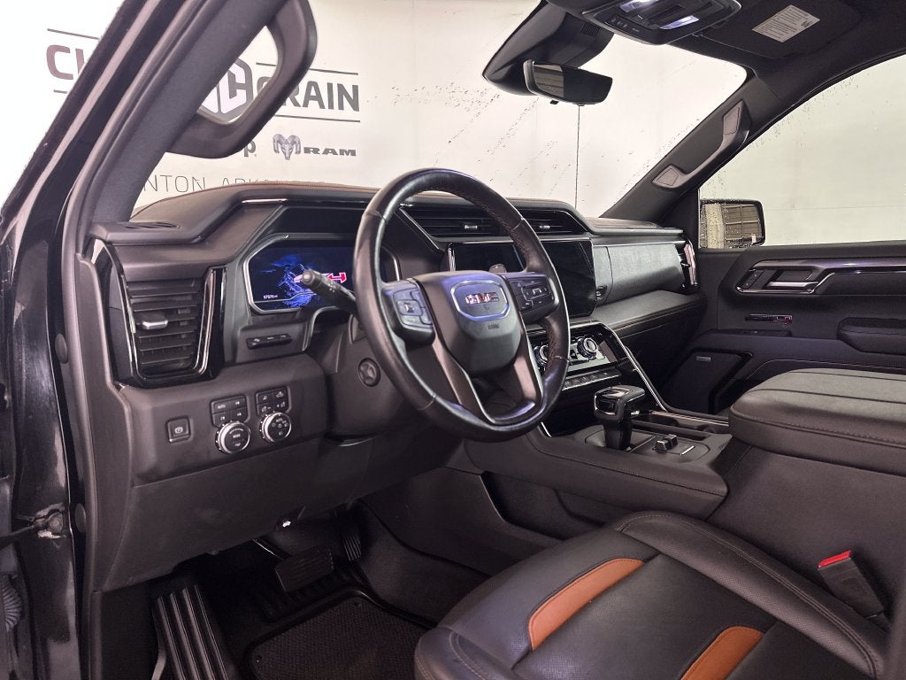 2023 GMC Sierra 1500 4WD Crew Cab Short Box AT4