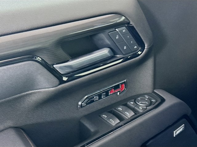 2025 GMC Sierra 1500 4WD Crew Cab Short Box AT4