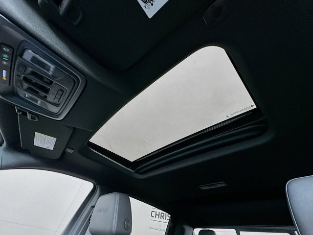 2025 GMC Sierra 1500 4WD Crew Cab Short Box AT4