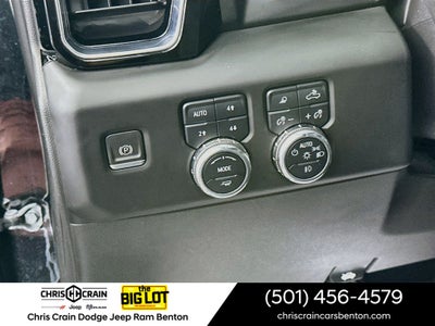2023 GMC Sierra 1500 4WD Crew Cab Short Box Denali