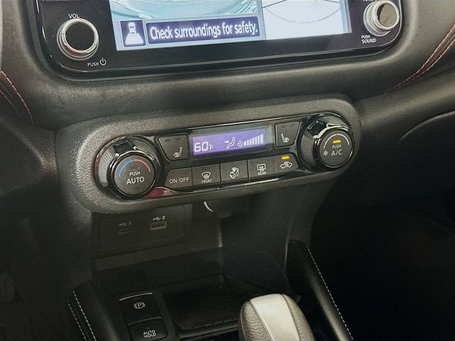 2024 Nissan Kicks SR Xtronic CVT
