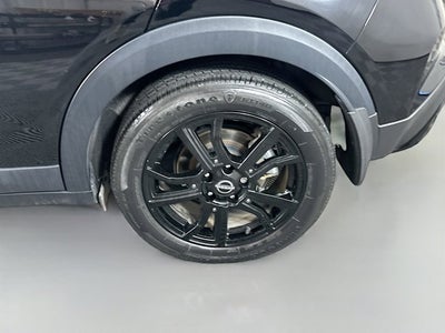 2024 Nissan Kicks SR Xtronic CVT