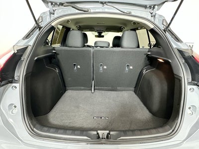 2024 Nissan Kicks SR Xtronic CVT