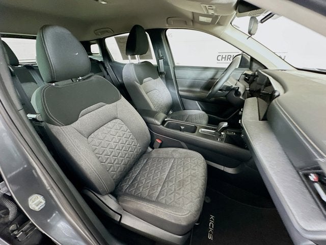 2025 Nissan Kicks SV FWD