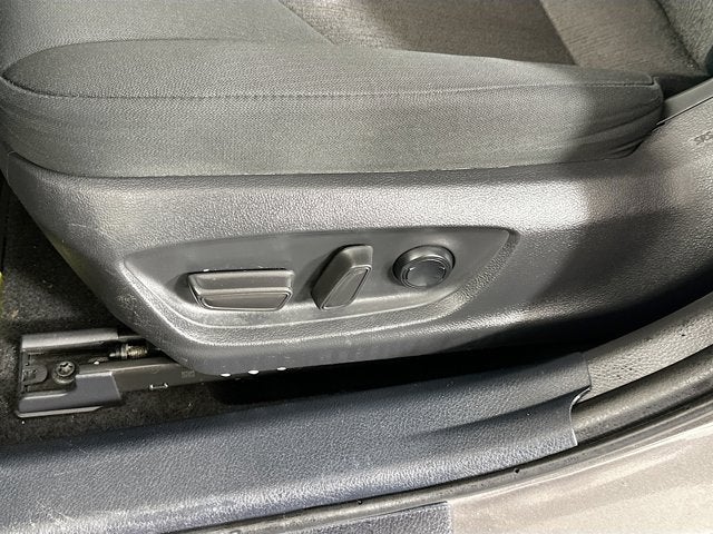 2020 Toyota Camry LE AWD