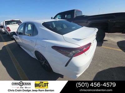 2024 Toyota Camry SE