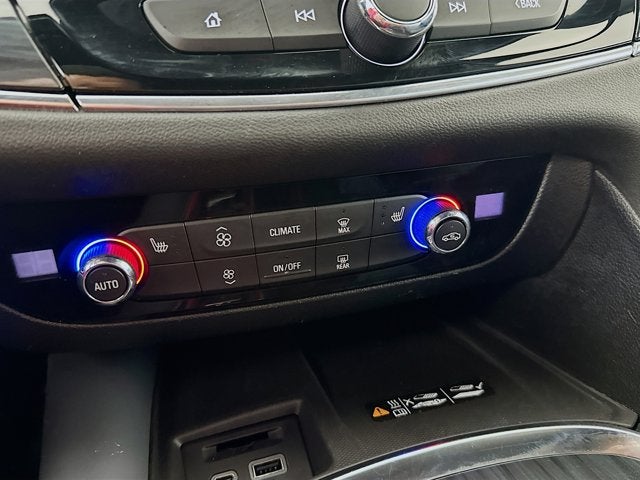 2024 Buick Enclave Essence AWD