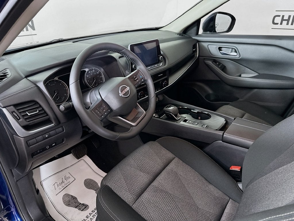 2025 Nissan Rogue SV FWD