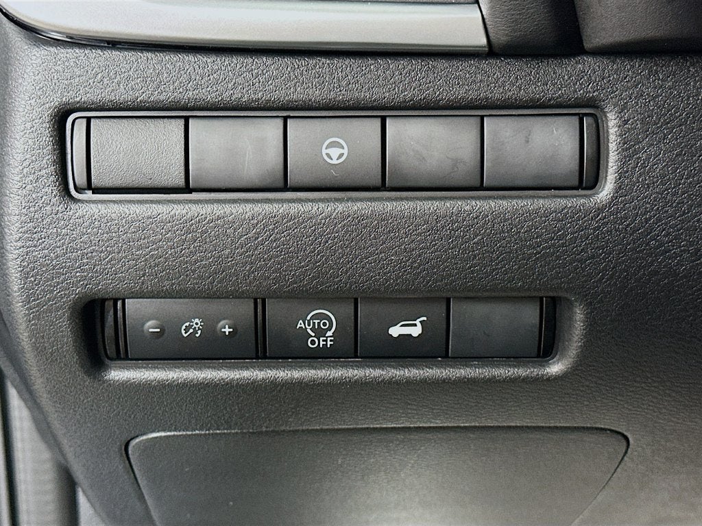 2025 Nissan Rogue SV FWD