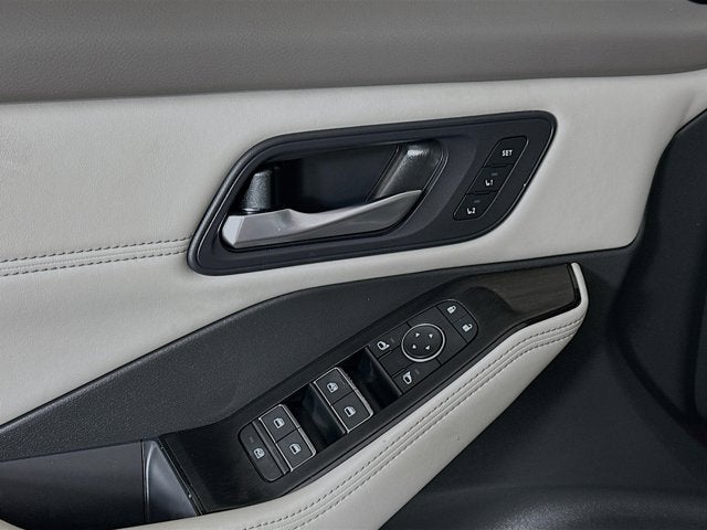 2023 Nissan Rogue SL FWD