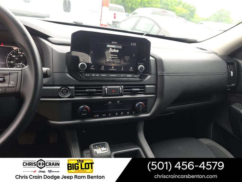 2024 Nissan Pathfinder S FWD