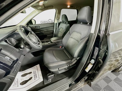 2026 Nissan Pathfinder S