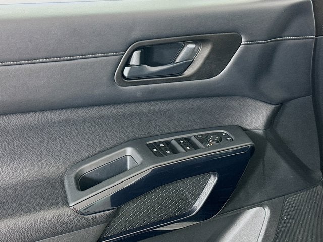 2025 Nissan Pathfinder SV FWD