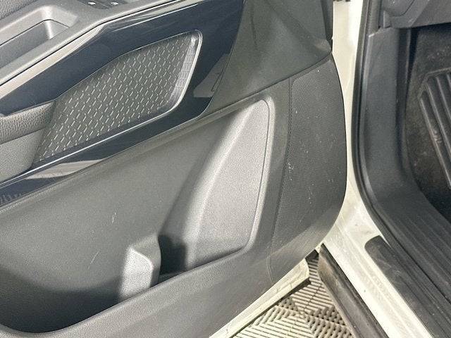 2025 Nissan Pathfinder SV FWD