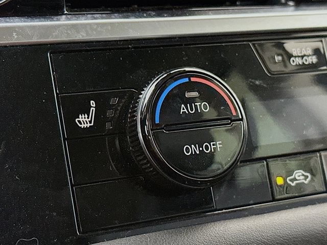 2025 Nissan Pathfinder SV FWD