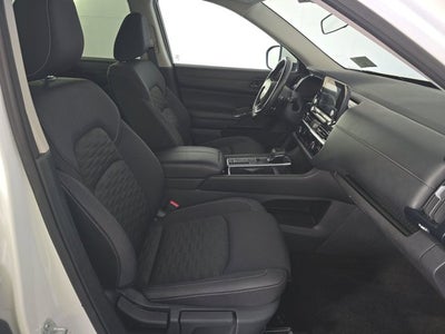 2025 Nissan Pathfinder SV FWD