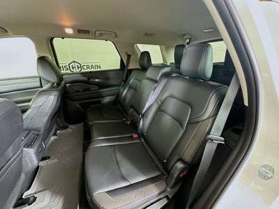 2023 Nissan Pathfinder SL FWD