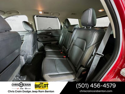 2024 Nissan Pathfinder SL FWD