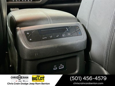 2024 Nissan Pathfinder SL FWD