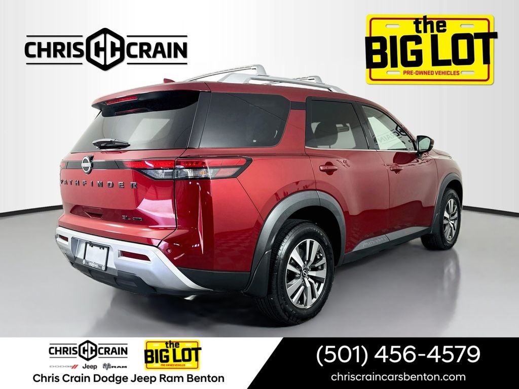 2023 Nissan Pathfinder SL 4WD