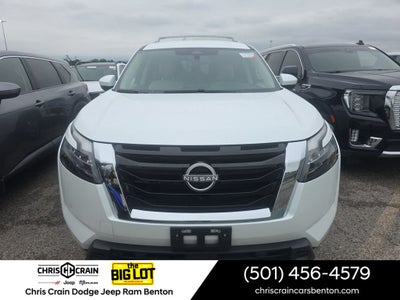 2025 Nissan Pathfinder SL 4WD