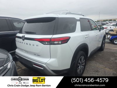 2025 Nissan Pathfinder SL 4WD