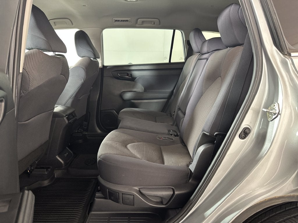 2020 Toyota Highlander L