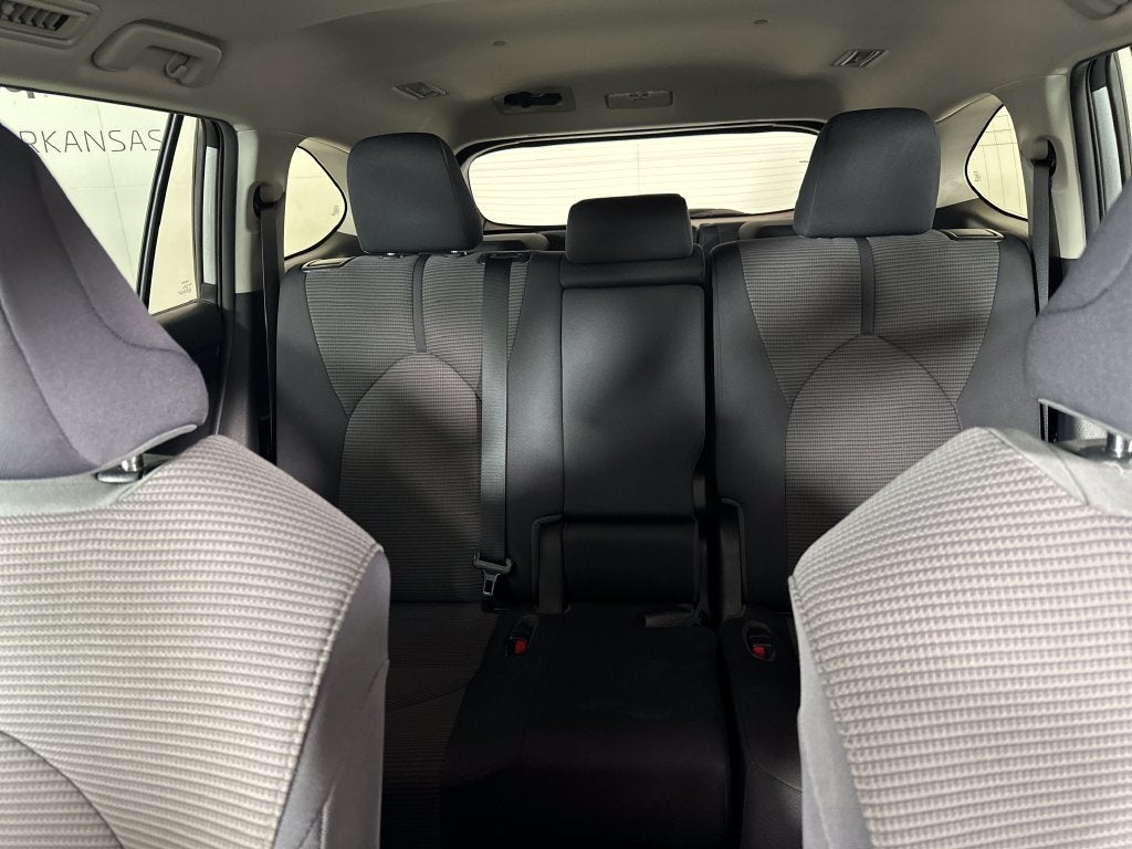 2020 Toyota Highlander L