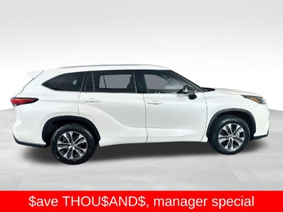2021 Toyota Highlander XLE