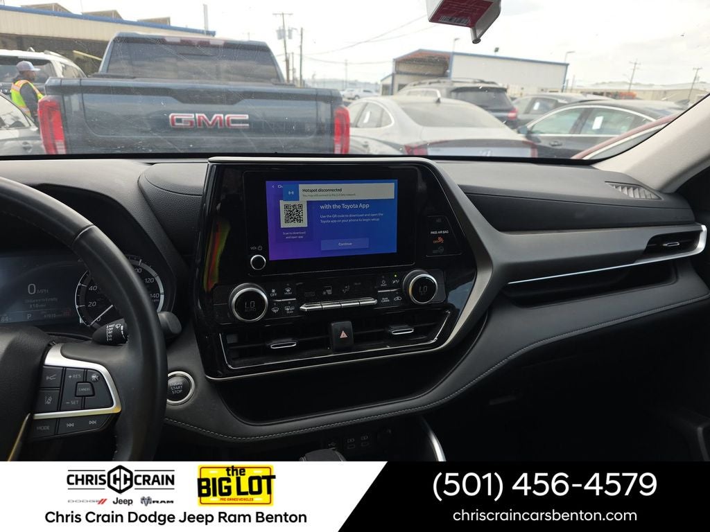 2024 Toyota Highlander XLE