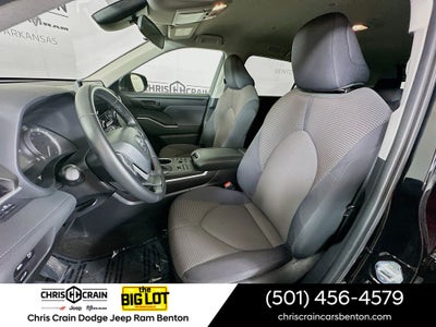 2024 Toyota Highlander XLE
