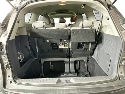 2024 Toyota Sienna LE
