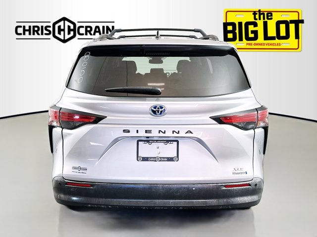 2021 Toyota Sienna XLE